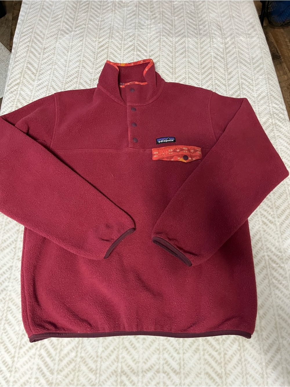 Patagonia Men’s Maroon Synchilla Snap-T Fleece Pullover Small